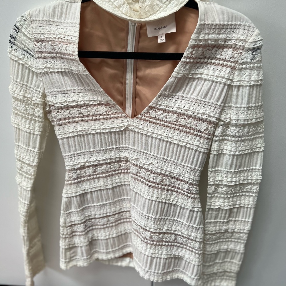 White cinq a sep lace top with high neck- worn once . Size small - Picture 2 of 2